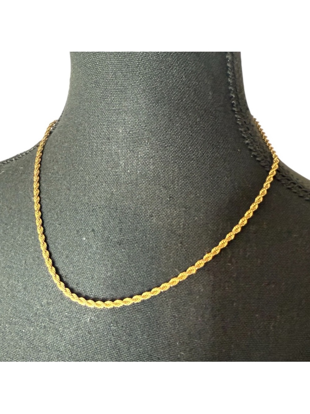 MONET Vintage Gold Toned Twist Style Chain Necklace Rope Wheat 18” Length